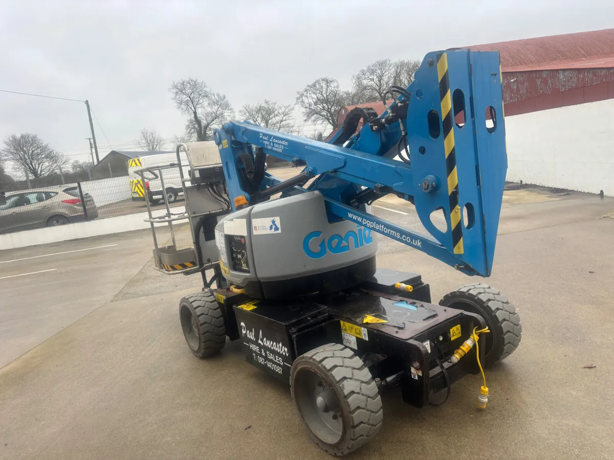 Genie hoist z33 year 2016 - Image 4