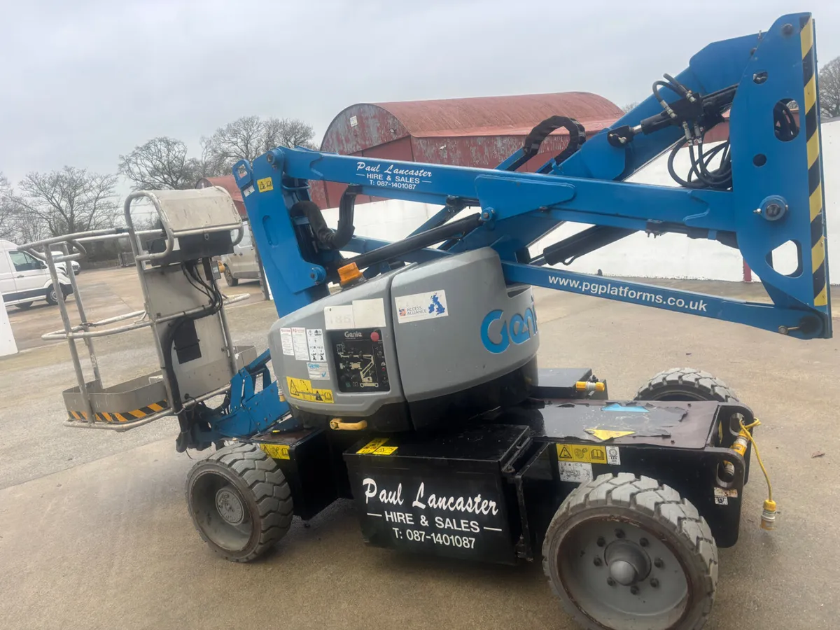 Genie hoist z33 year 2016 - Image 3