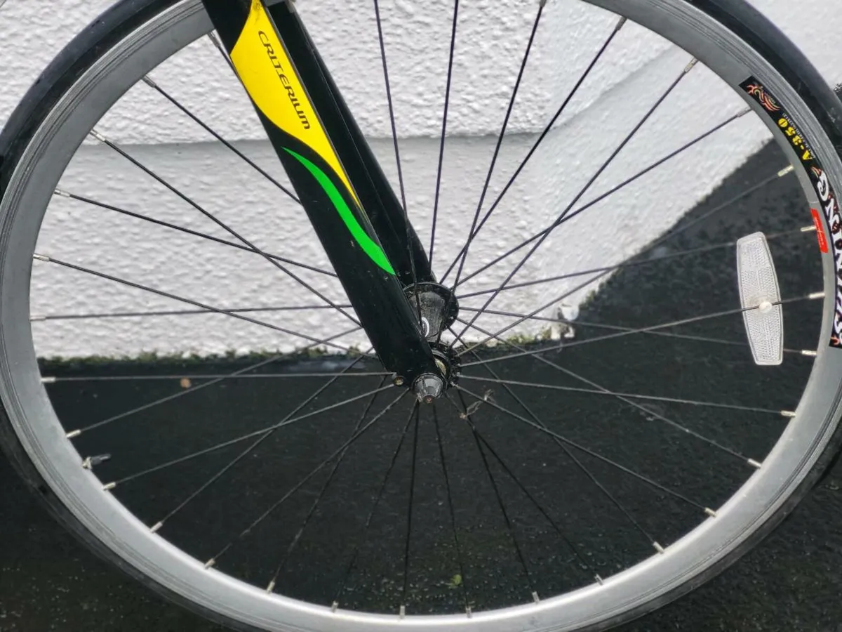 CLAUDE BUTLER ROAD BIKE - Image 3