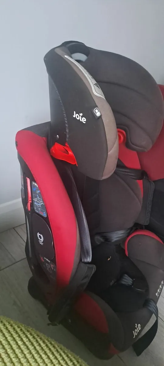 Childrens car seats - Image 2