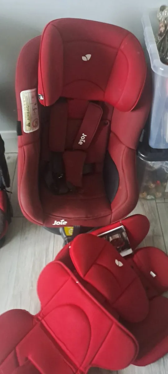 Childrens car seats - Image 1