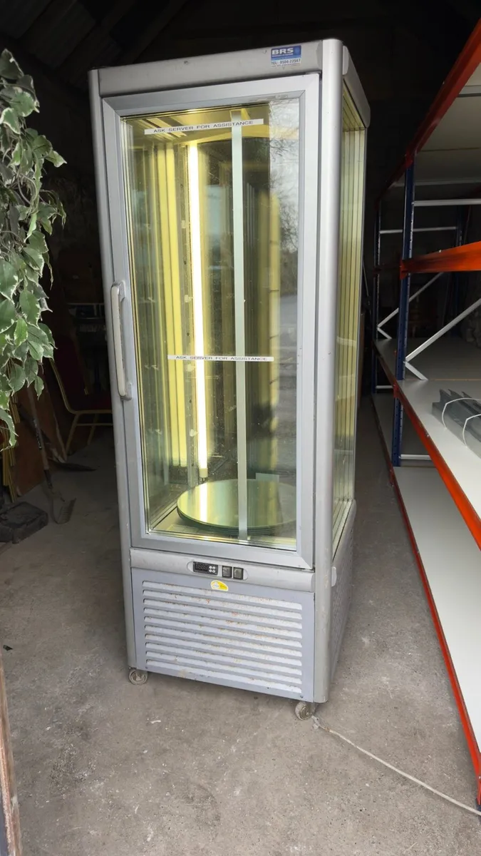 Rotating Cake display fridge - Image 1