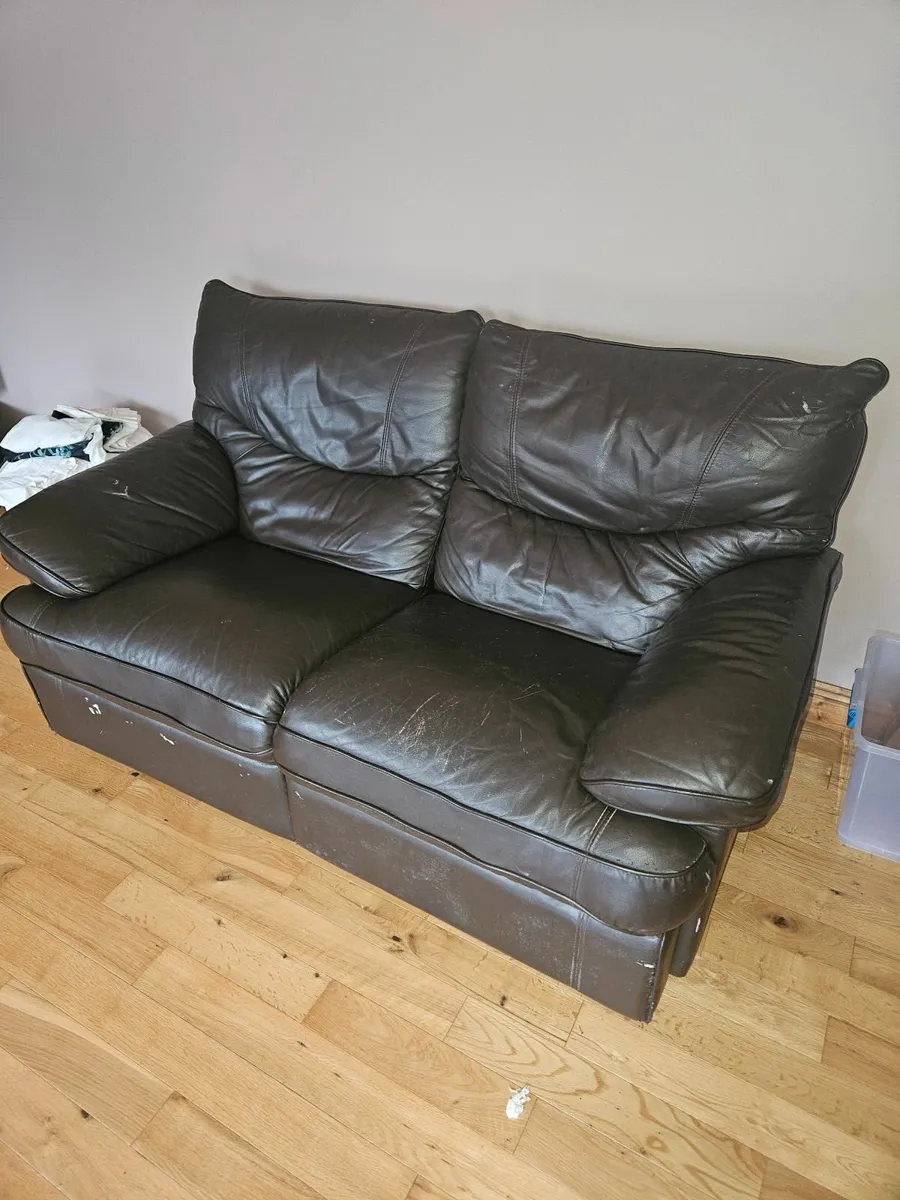 Furniture 3 seater 2 seater and 1 seater - Image 3