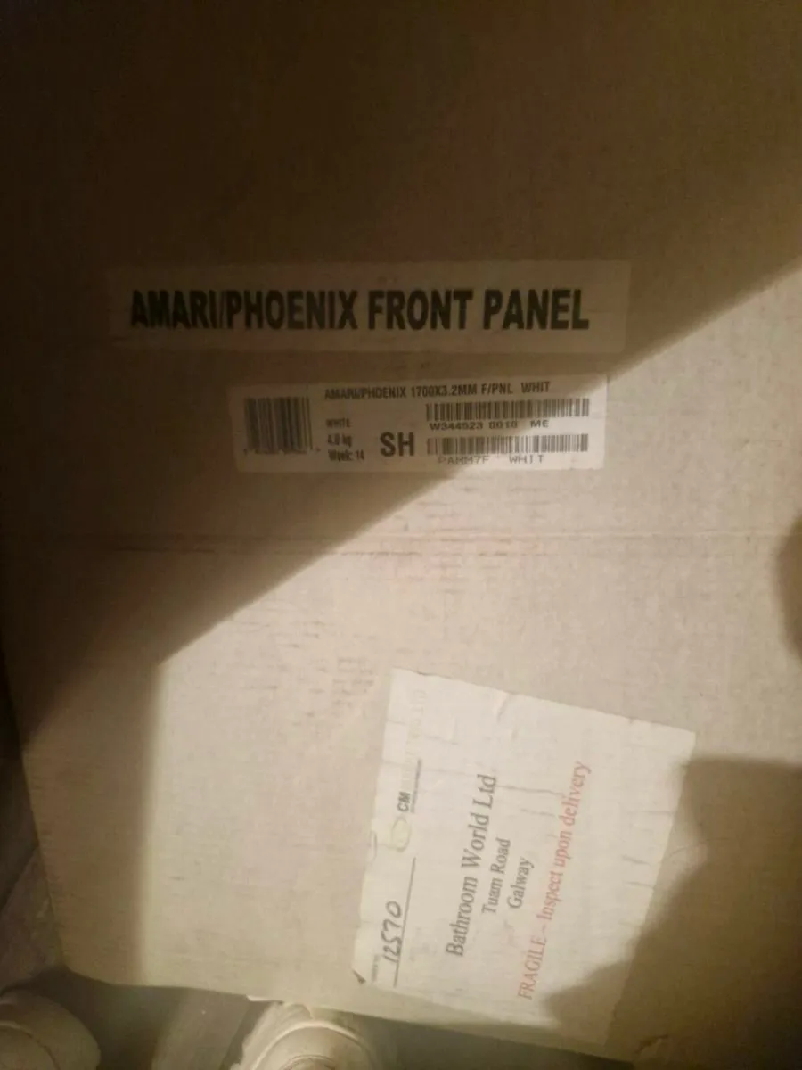 New bathroom sinks, bath fronts etc - Image 4