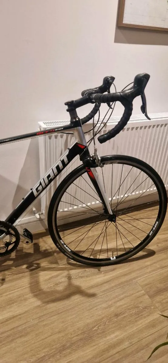 Giant defy claris ( serviced ) ( delivery ) - Image 2