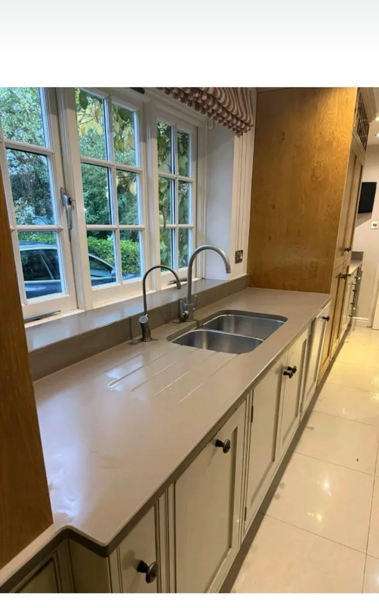 Kitchen bespoke/Miele appliances - Image 4