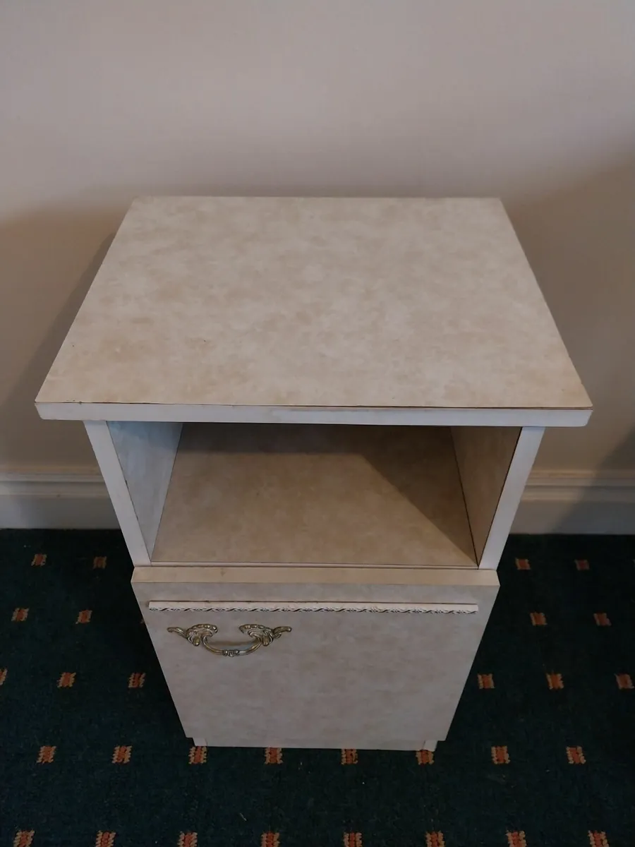 Bedroom Locker - Image 4