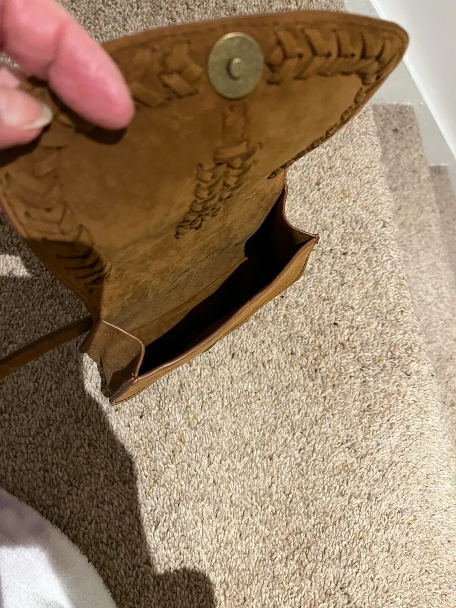 Woman’s belt bag - Image 3