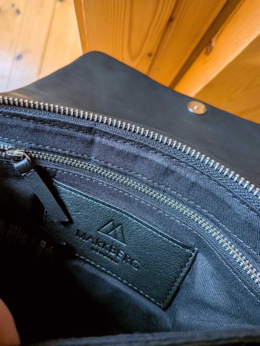 Markberg Black Leather Quilted Crossbody Bag - Image 4