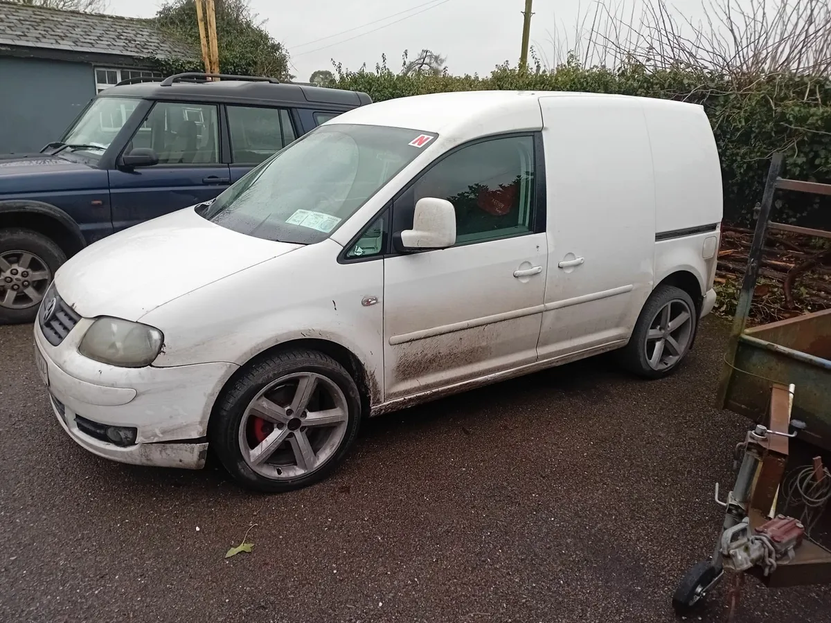 Volkswagen Caddy 2010 - Image 3