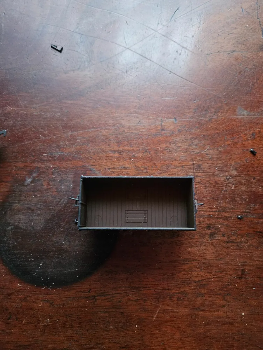 Hornby Triang Lima OO Gauge Wagon - Image 1