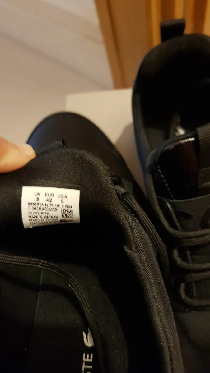 Lacoste men shoes-original BRAND NEW size 42-43 - Image 3