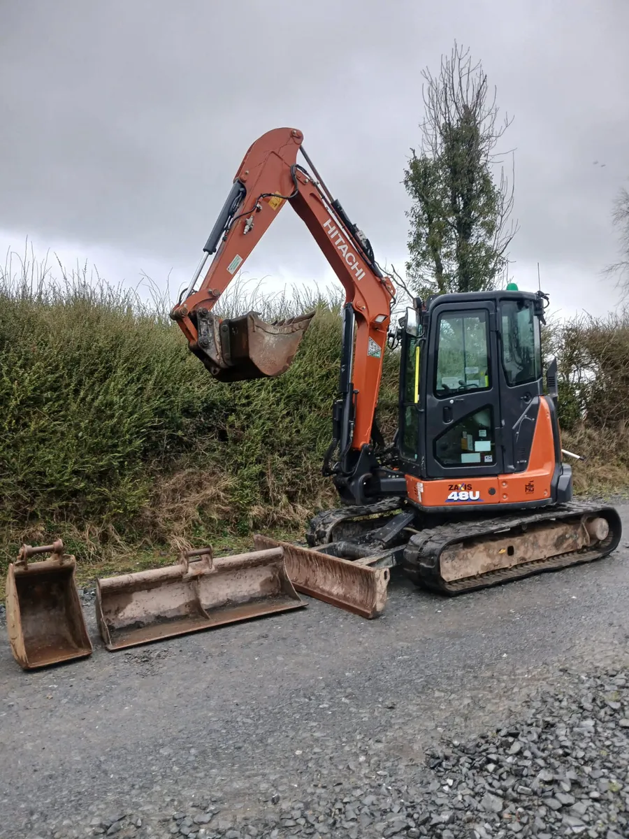 2022 Hitachi 48.6 - Image 3