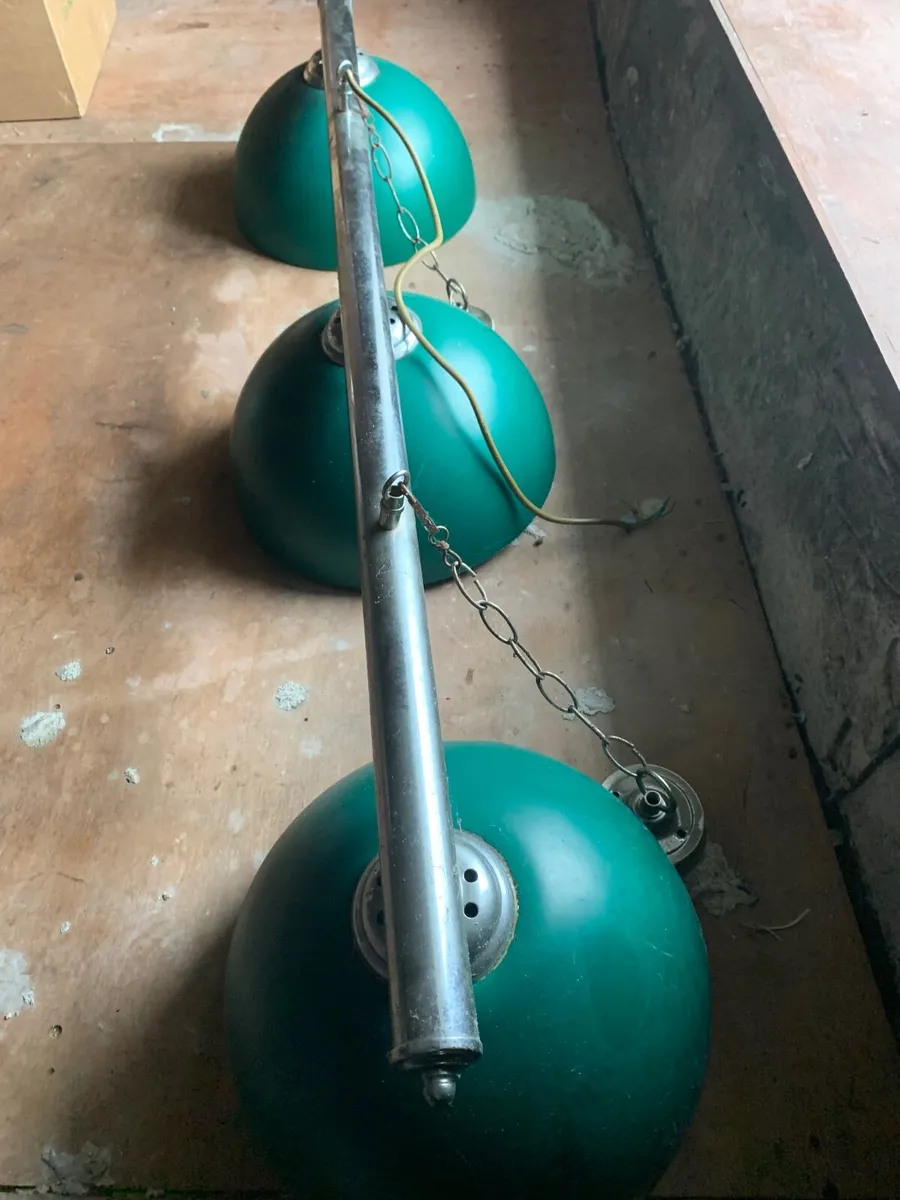 Pool table light fixture - Image 1