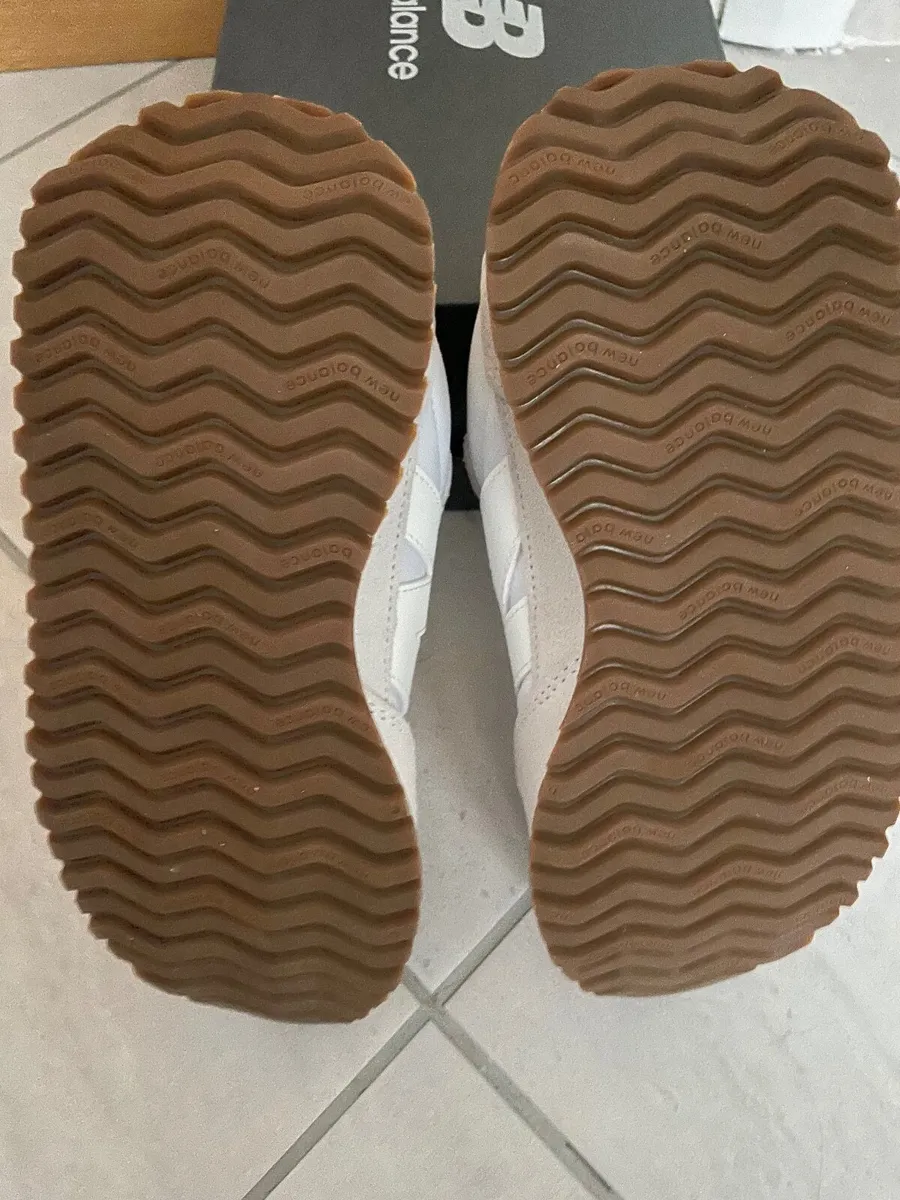 New balance - Image 4