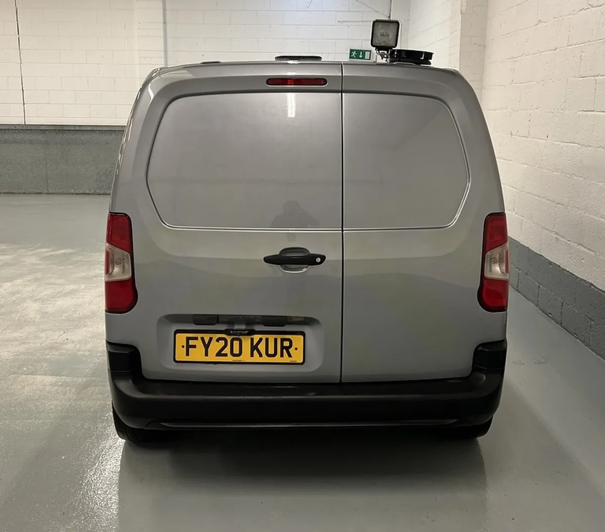 2020 Peugeot Partner Small Panel Van - Image 4