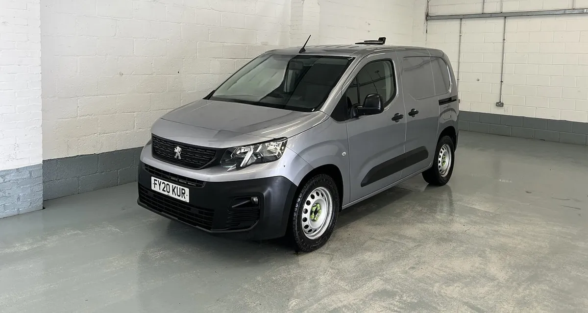 2020 Peugeot Partner Small Panel Van - Image 1