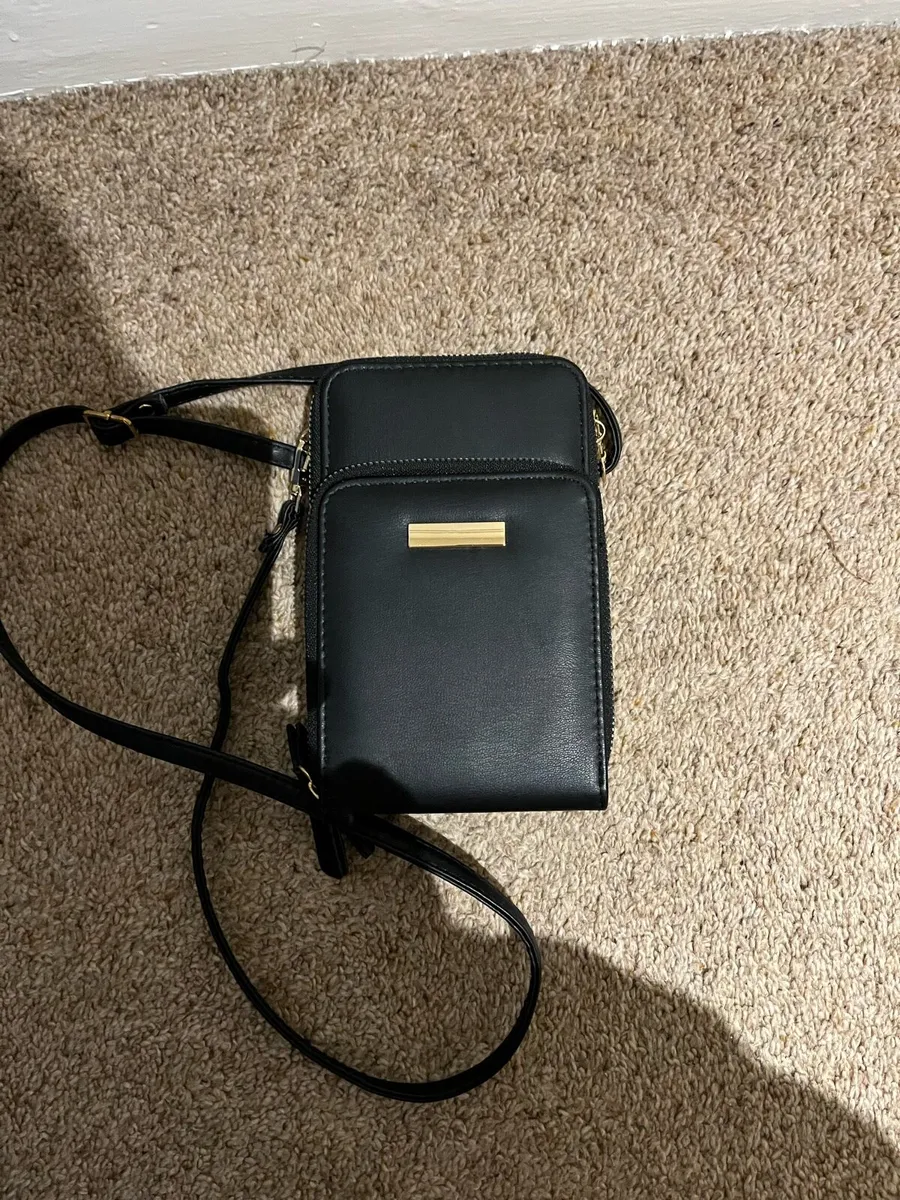 Faux leather phone bag - Image 1