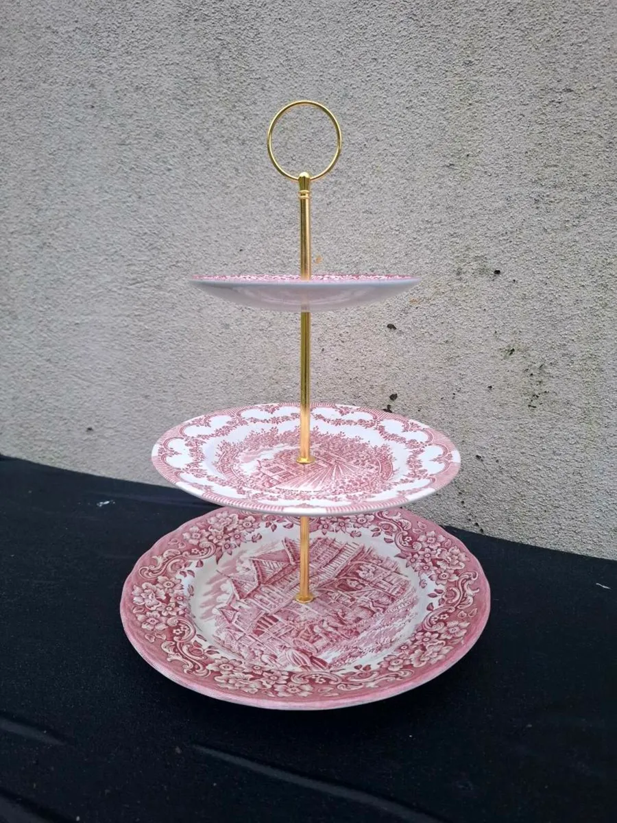 Red homemade cake stand - Image 2