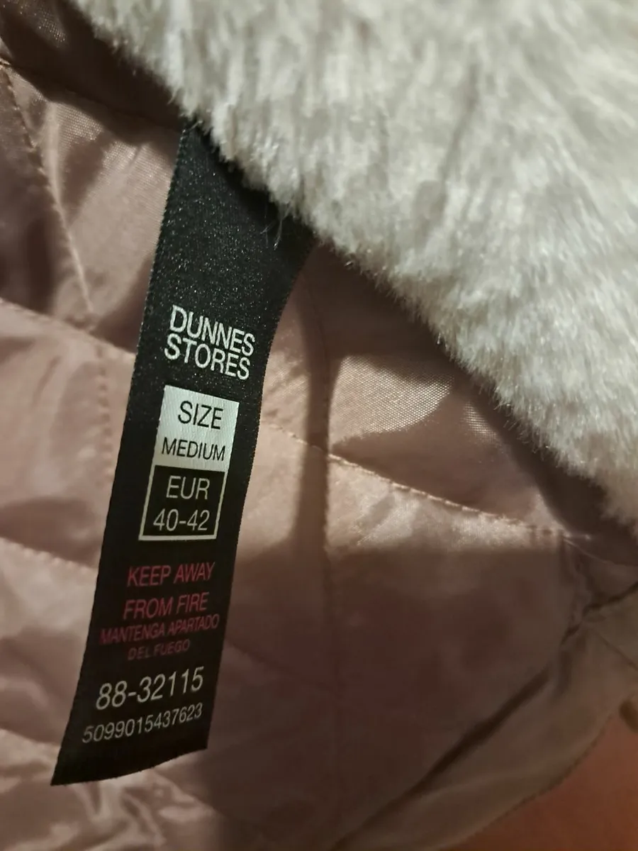 Ladies coat Brand New - Image 1