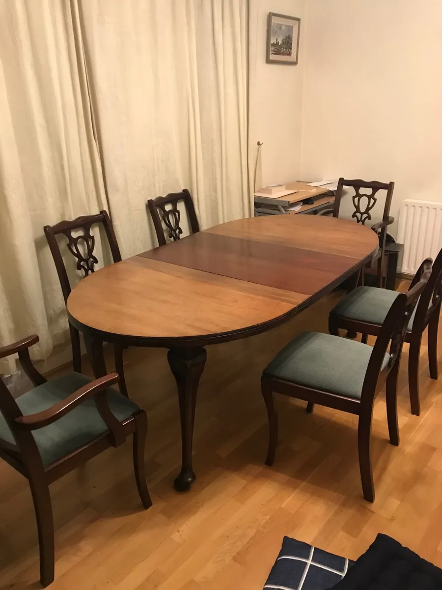 mahogany table and chairs - extendable table - Image 4