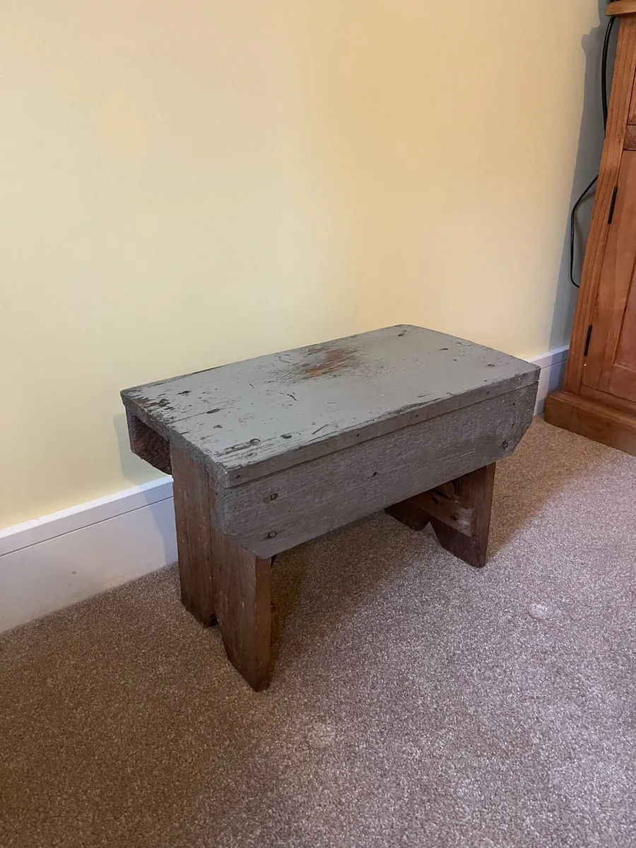 Antique Irish Pine Vernacular Dairy Stool - Image 1