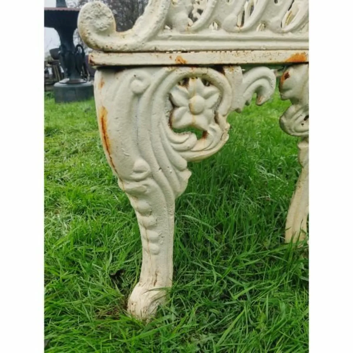 Bench Cast Iron Horse Shoe Large White CH-R-742-W - Image 4