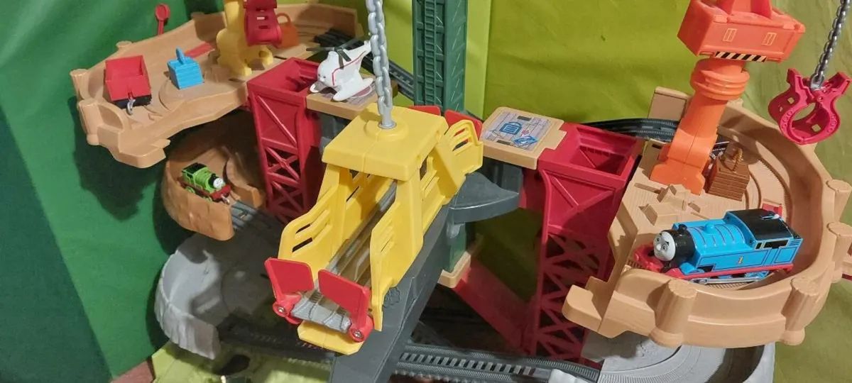 Thomas & Friends Track Set Trains & Cranes Tower - Image 2