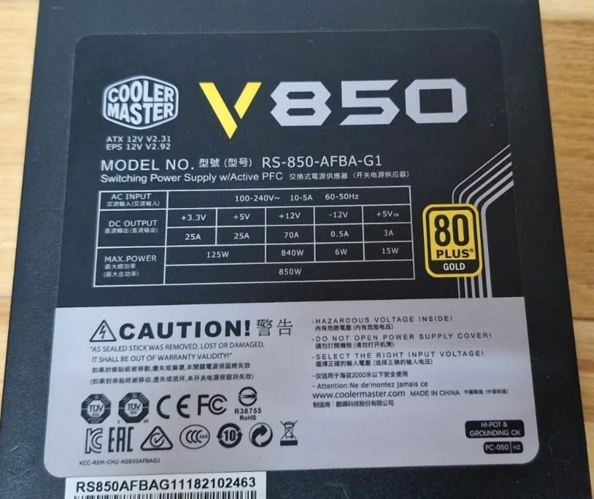 Cooler Master V850 850W 80+ Gold Power Supply - Image 3