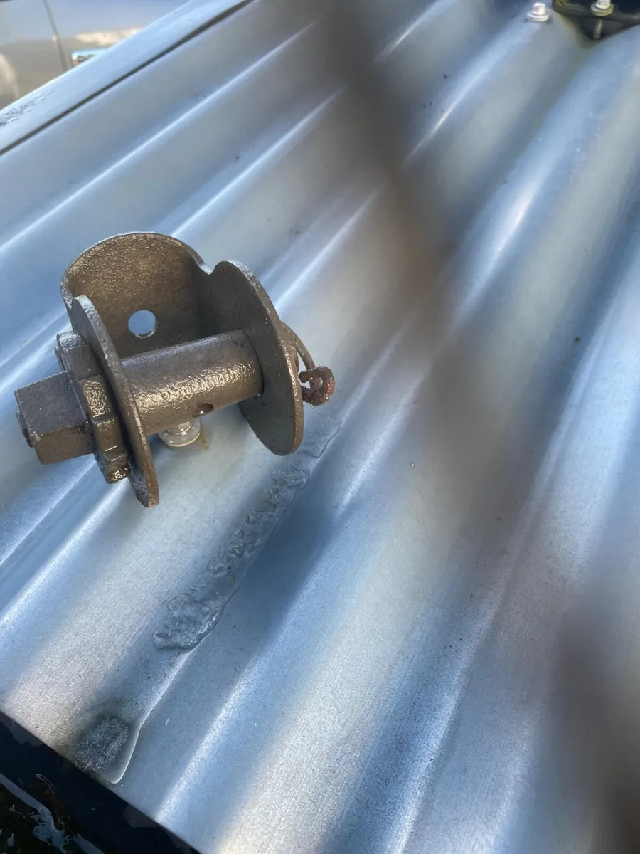 35 galvanised fence wire tensioners - Image 2