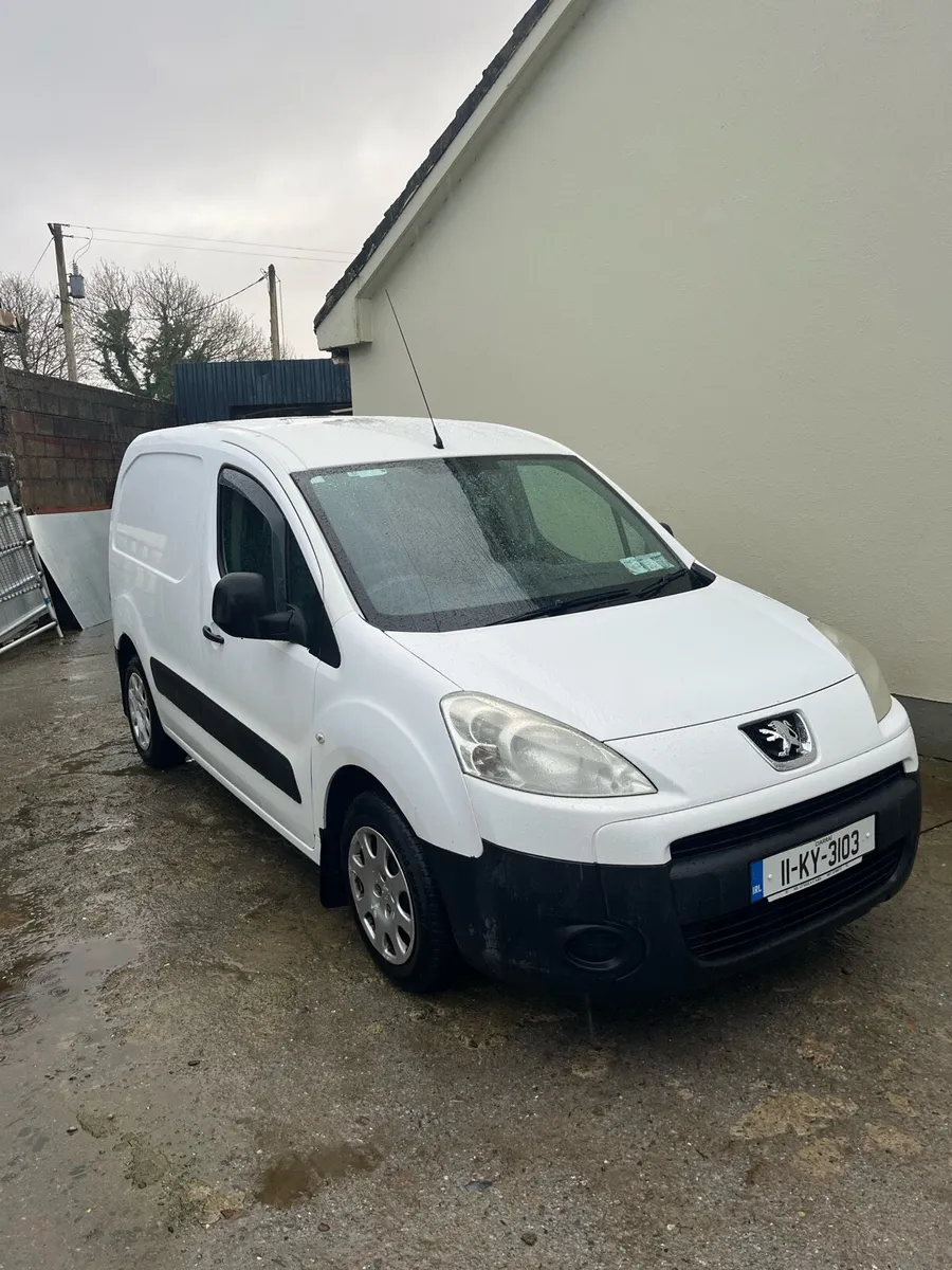 Peugeot Partner - Image 1