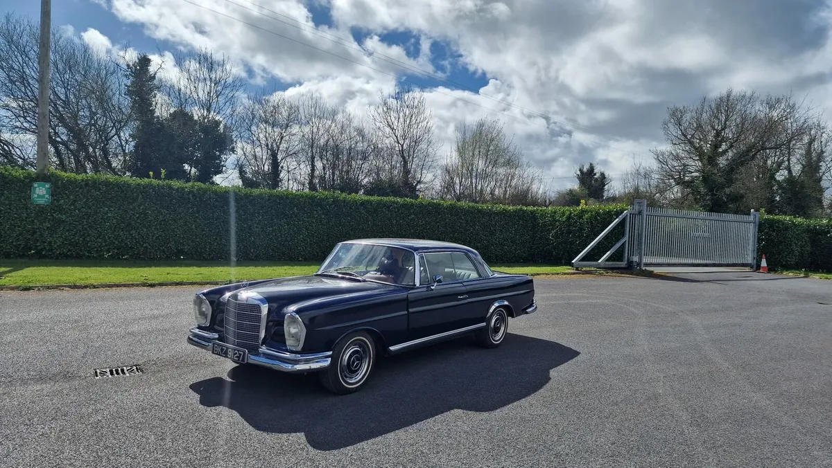 Mercedes 280 SE - Image 3