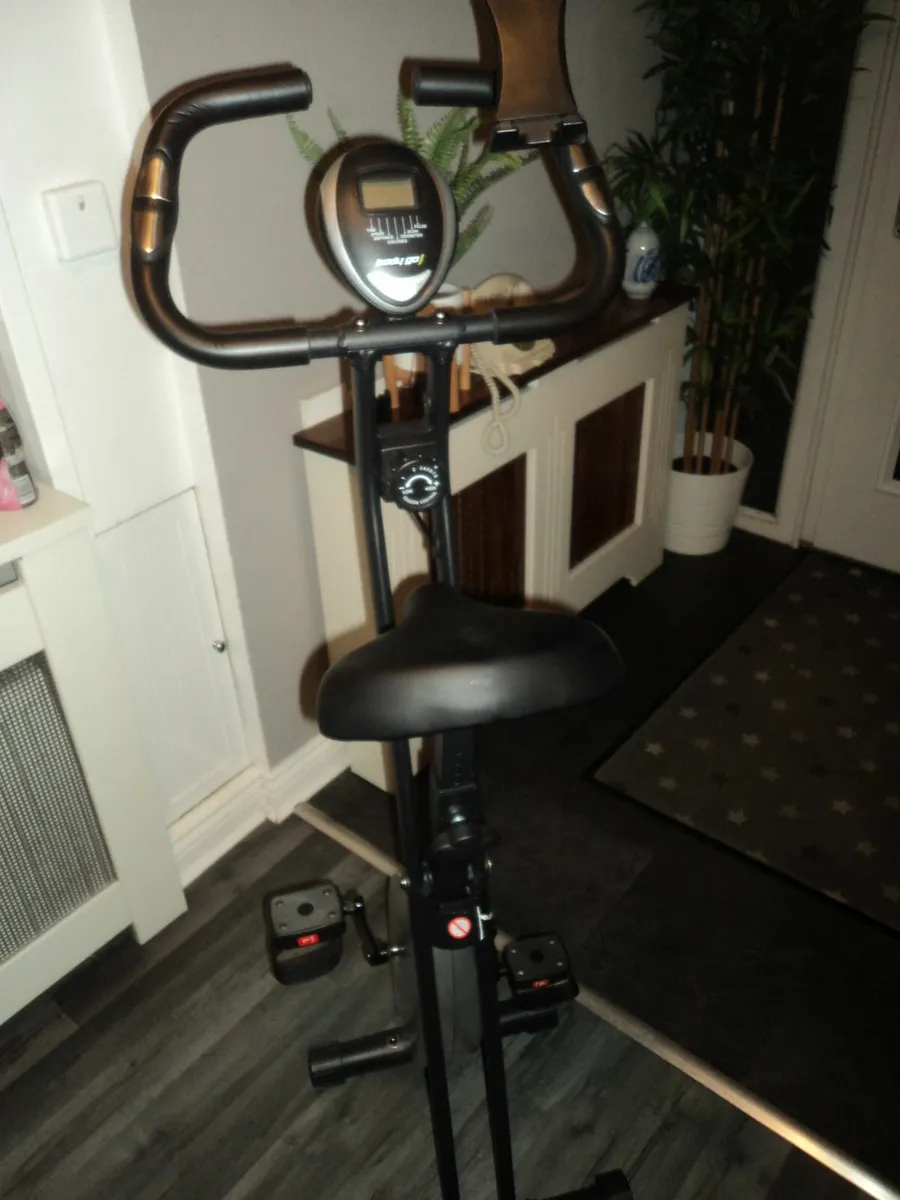 Folding exercise bike - Image 3