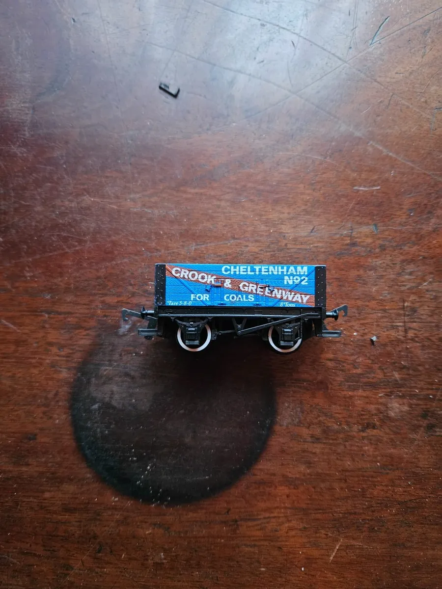 Hornby Triang Lima OO Gauge Wagon - Image 2