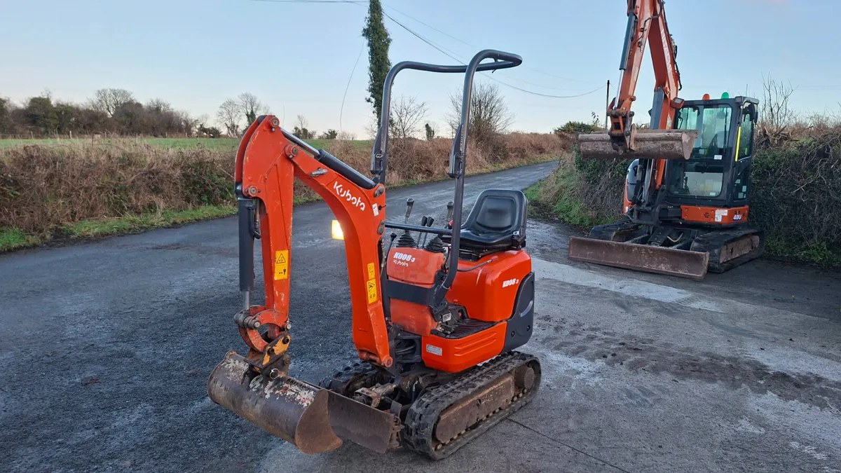 2019 Kubota k008-3 clean and tidy - Image 3