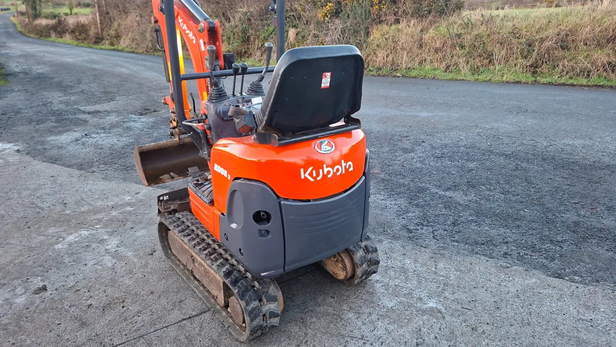 2019 Kubota k008-3 clean and tidy - Image 2