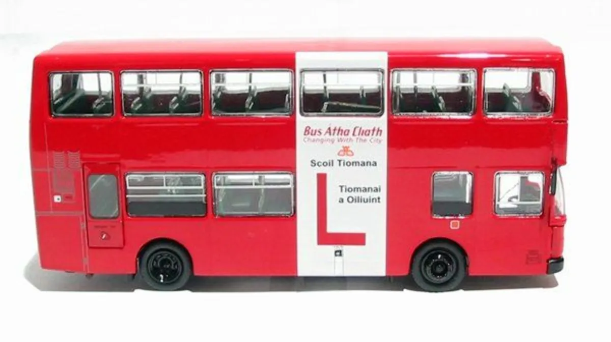 Dublin Bus - L - Driver Under Instruction - Image 2