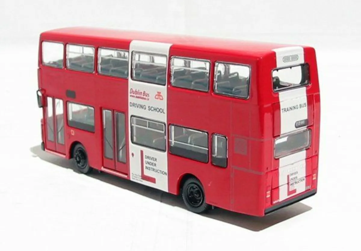 Dublin Bus - L - Driver Under Instruction - Image 3