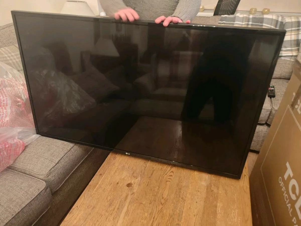 49" LG Smart TV - Image 3
