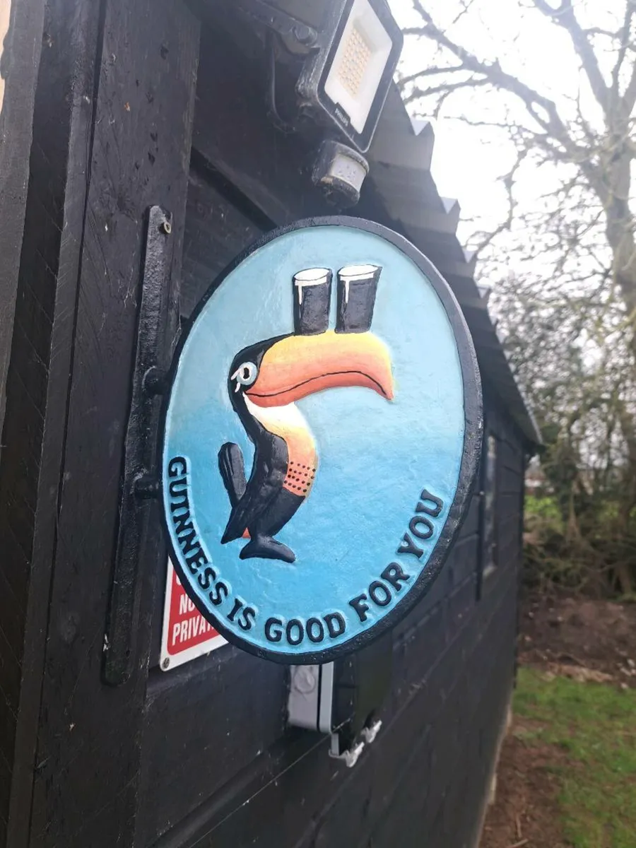 Guinness  bracket  cast iron sign - Image 1