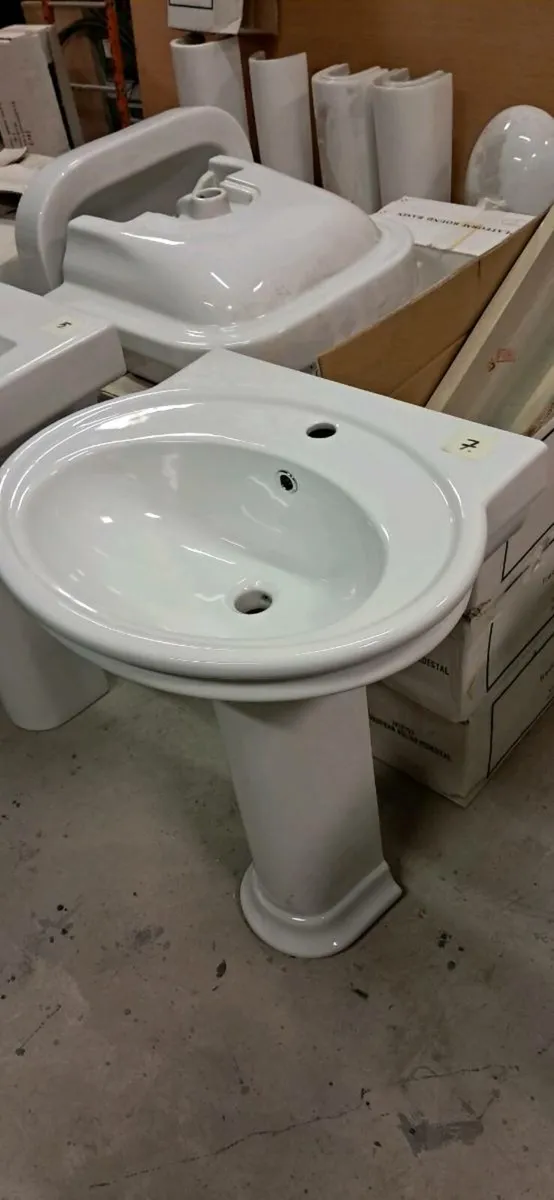 Pedestal Bathroom Basins - Image 4