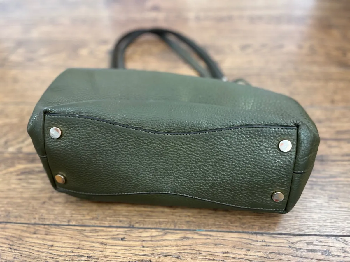 Michael Kors Olive Green Handbag - Image 3
