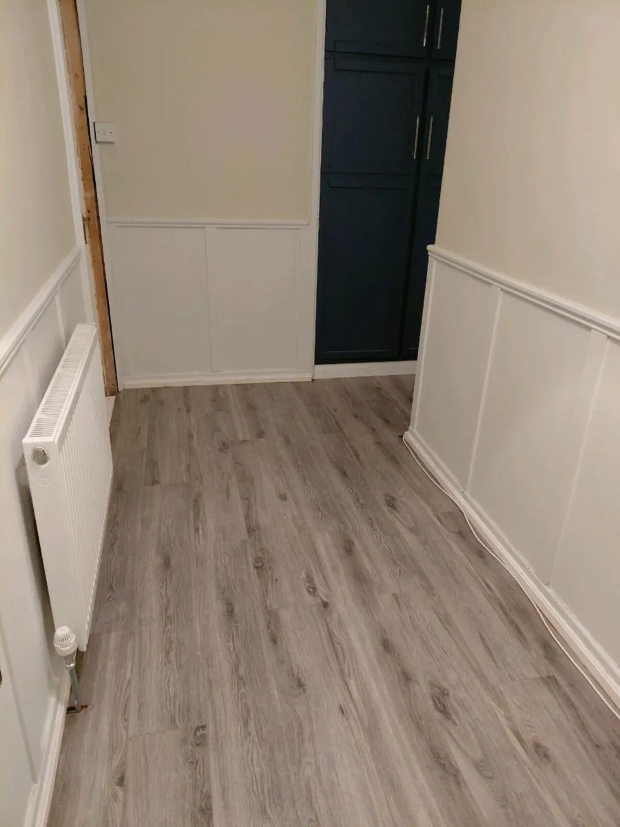 Laminate flooring - Image 1