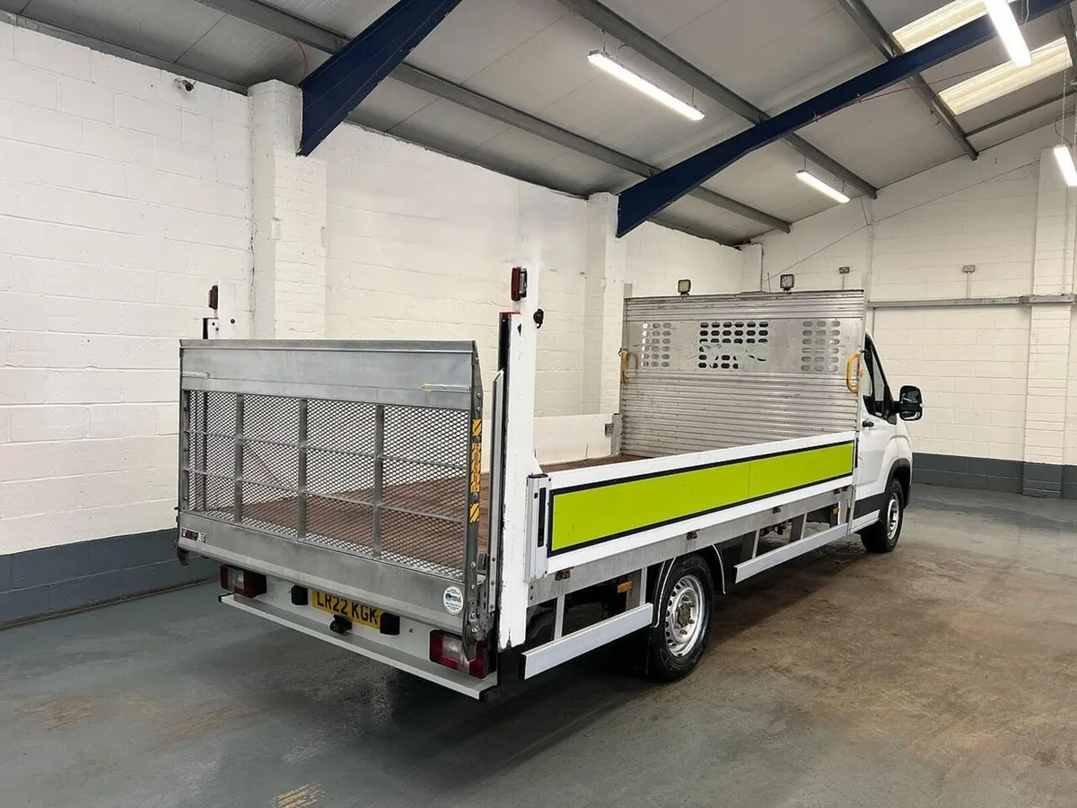 2022 Maxus Deliver 9 Dropside Van - Image 2