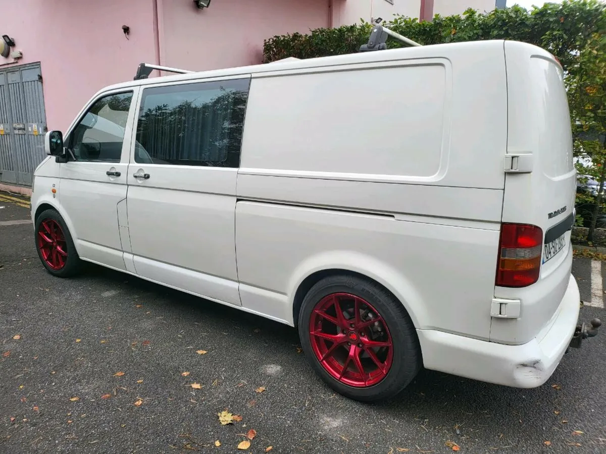 Transporter Day Van - Image 1