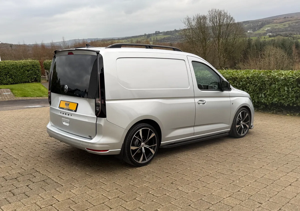 2023 Volkswagen Caddy 2.0 tdi 102bhp Commerce Pro - Image 4