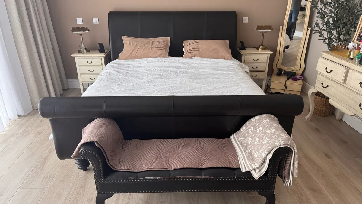 Super King bed frame. Leather. Small damage. - Image 2