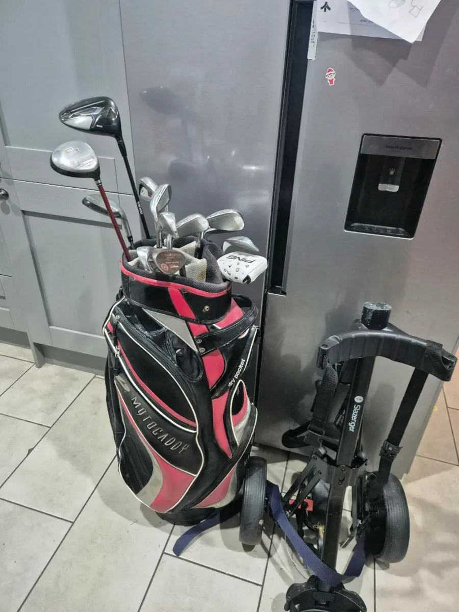 Complete Golf Set - Image 1