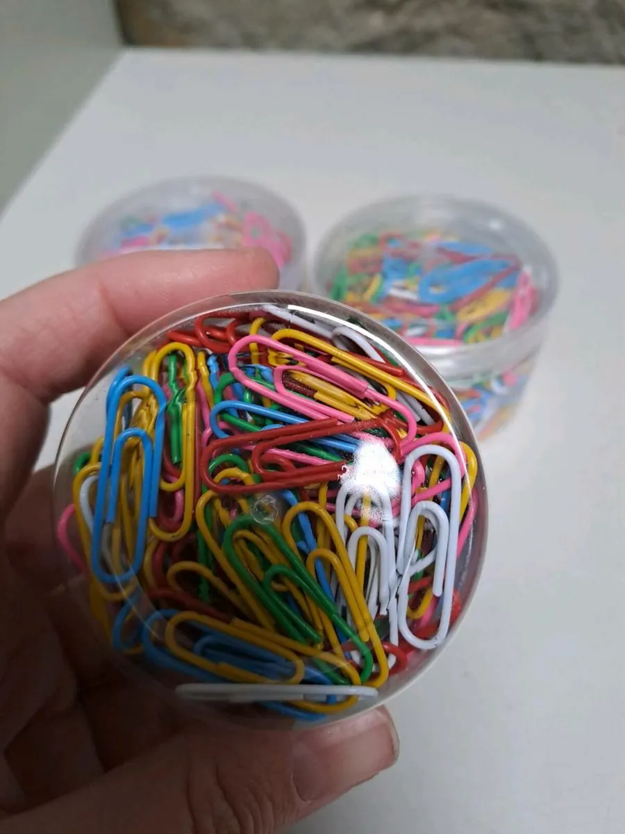 Coloured Paper Clips – Tubs - Image 4