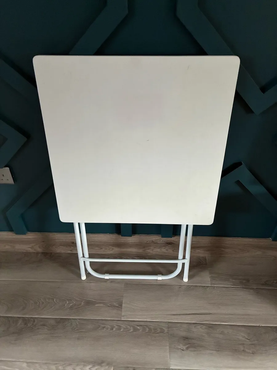 Fold up table - Image 2
